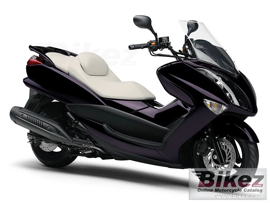 Big Yamaha majesty 250 picture and wallpaper from Bikez.com